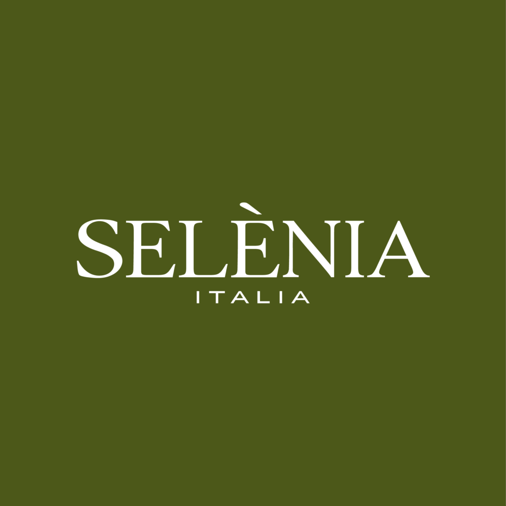 logo Selenia Italia su sfondo verde